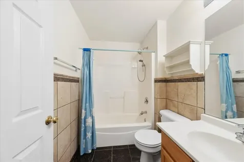 35 Thomas Court Grayslake IL 60030