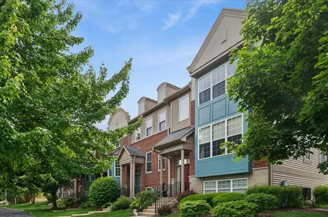 35 Thomas Court Grayslake IL 60030