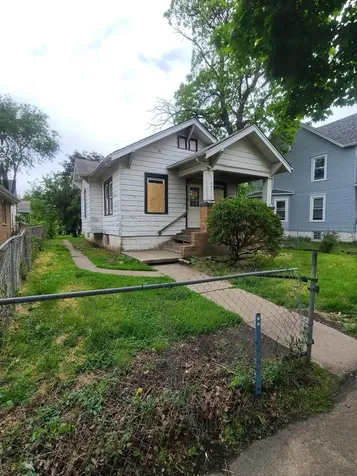 485 South Rosewood Avenue Kankakee IL 60901