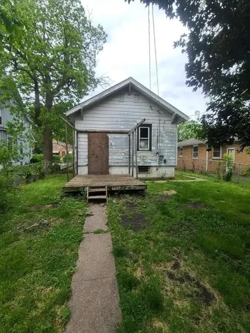 485 South Rosewood Avenue Kankakee IL 60901