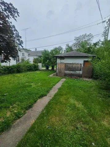485 South Rosewood Avenue Kankakee IL 60901