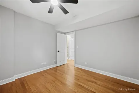 5217 North Winthrop Avenue Chicago IL 60640