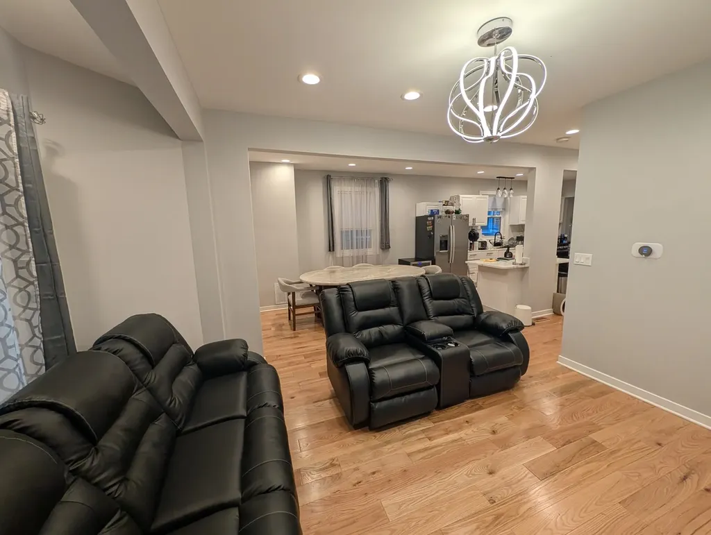 425 North Lawler Avenue Chicago IL 60644
