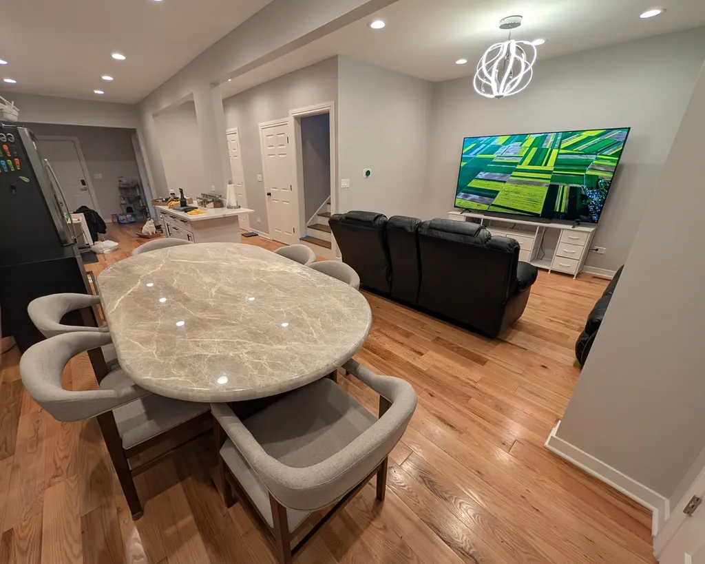425 North Lawler Avenue Chicago IL 60644