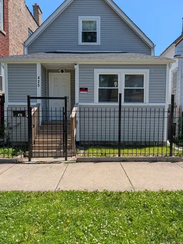425 North Lawler Avenue Chicago IL 60644