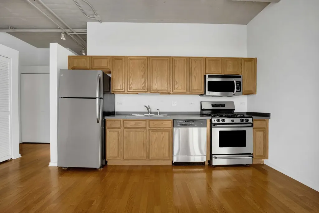 1525 South Sangamon Street Chicago IL 60608
