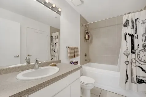 1525 South Sangamon Street Chicago IL 60608