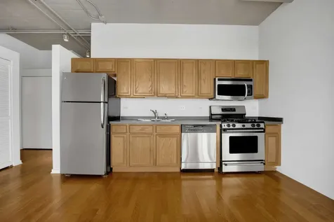 1525 South Sangamon Street Chicago IL 60608