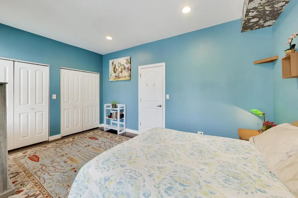 3526 West Mclean Avenue Chicago IL 60647