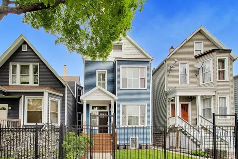 3526 West Mclean Avenue Chicago IL 60647