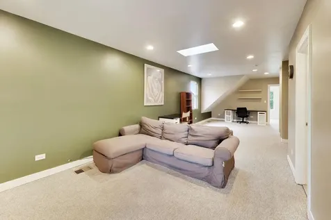 3526 West Mclean Avenue Chicago IL 60647