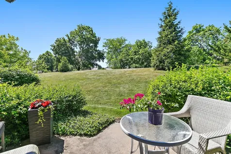 256 Thornhill Lane Lake Barrington IL 60010