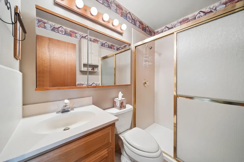 12 Pebblewood Trail Naperville IL 60563