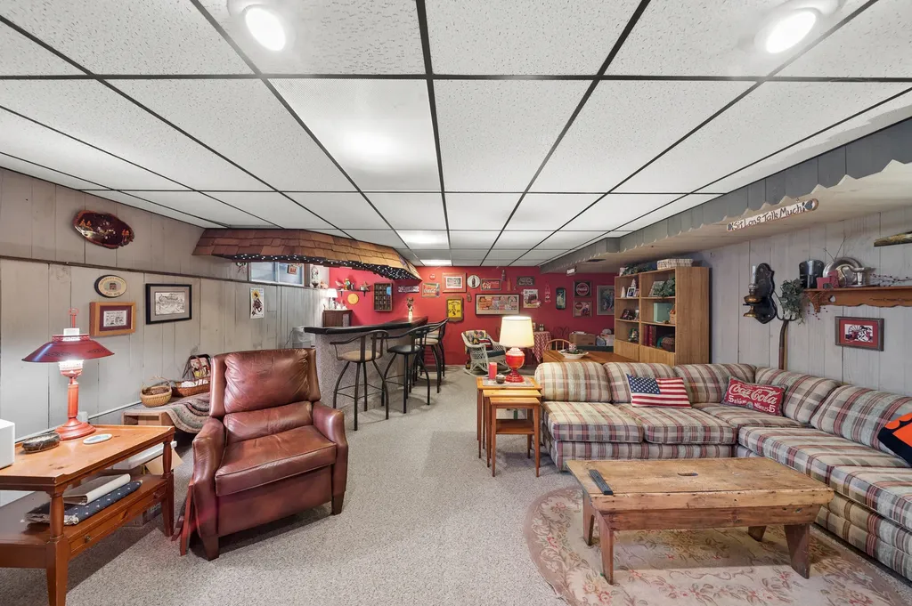 12 Pebblewood Trail Naperville IL 60563