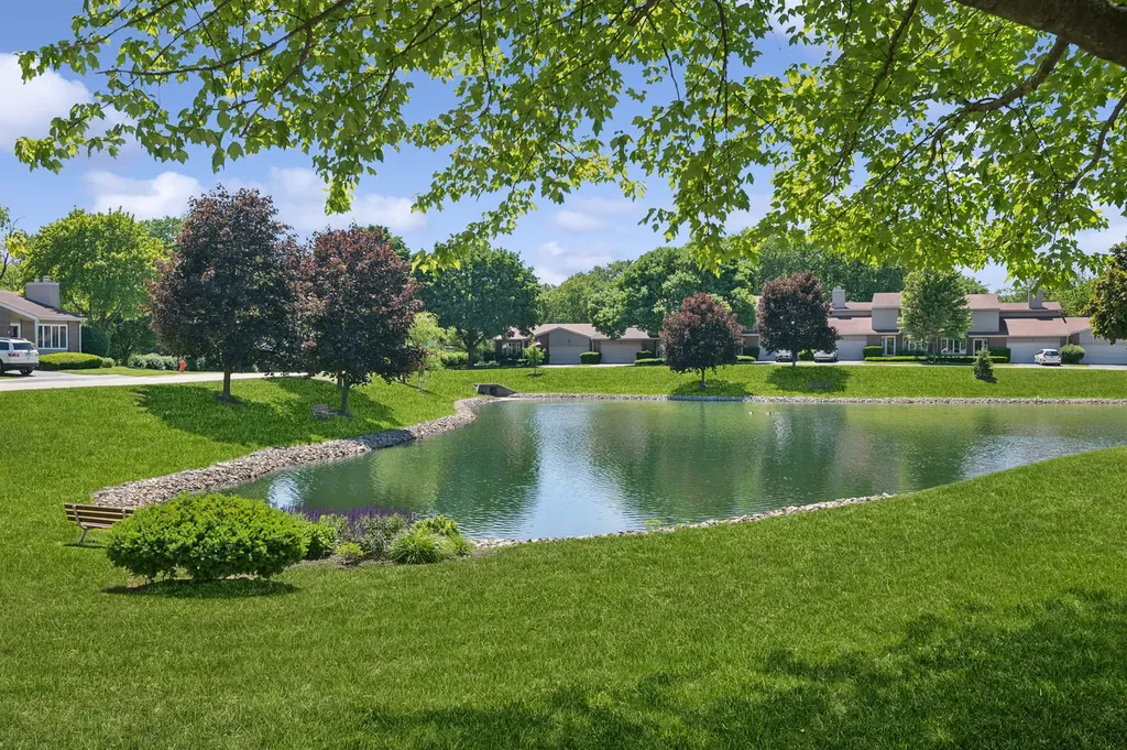12 Pebblewood Trail Naperville IL 60563