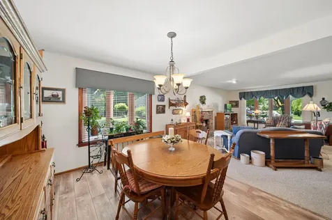 12 Pebblewood Trail Naperville IL 60563