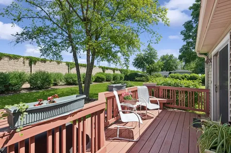 12 Pebblewood Trail Naperville IL 60563