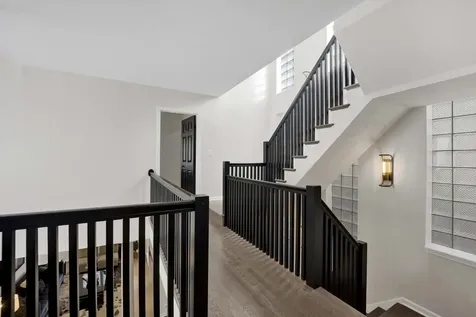 828 South Bell Avenue Chicago IL 60612