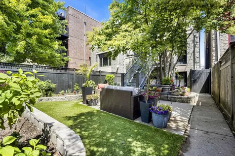 828 South Bell Avenue Chicago IL 60612