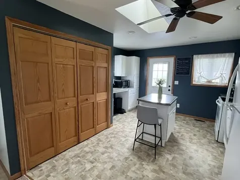 1043 West Mill Street Kewanee IL 61443