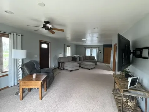 1043 West Mill Street Kewanee IL 61443