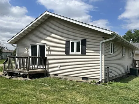 1043 West Mill Street Kewanee IL 61443