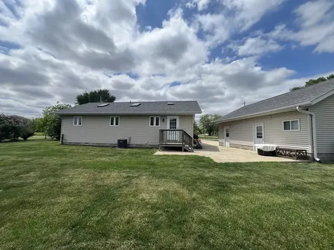 1043 West Mill Street Kewanee IL 61443