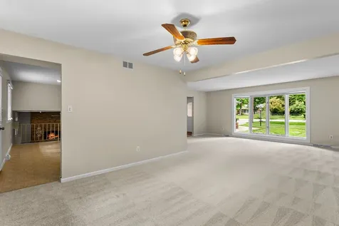24445 West Lancelot Lane Joliet IL 60404