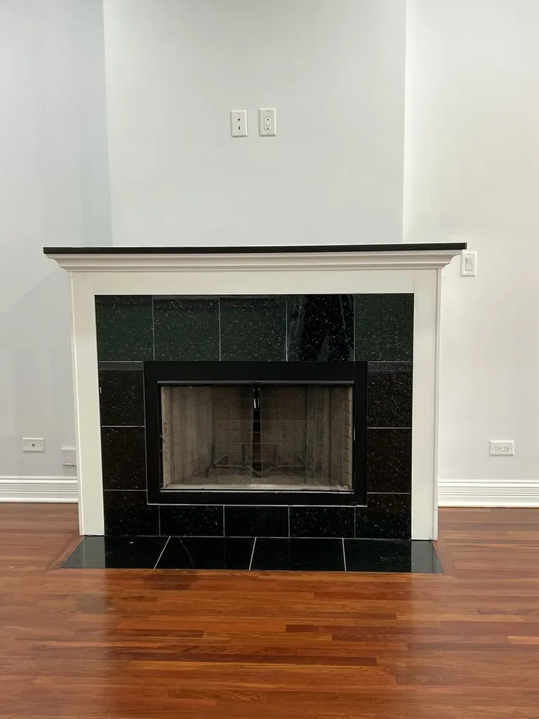 2635 West Iowa Street Chicago IL 60622