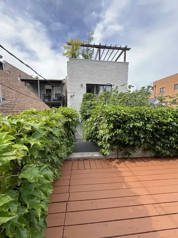 2635 West Iowa Street Chicago IL 60622