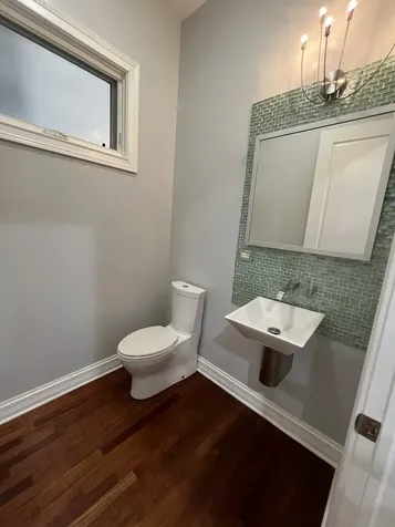 2635 West Iowa Street Chicago IL 60622