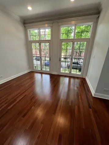 2635 West Iowa Street Chicago IL 60622