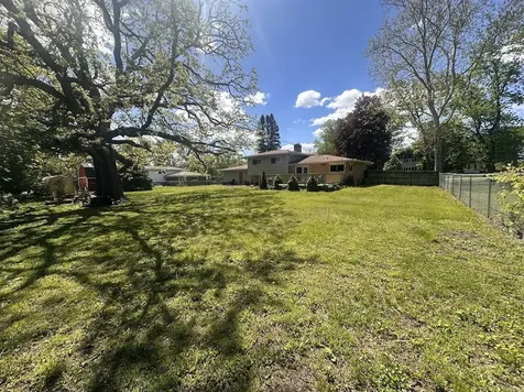 1006 Forest Drive Elgin IL 60123