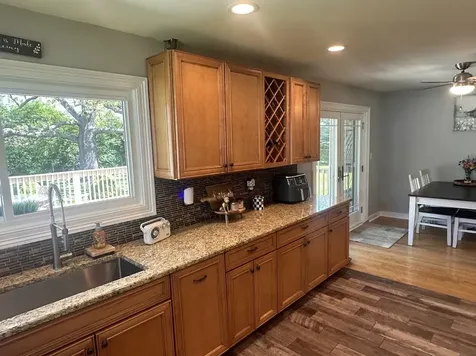 1006 Forest Drive Elgin IL 60123