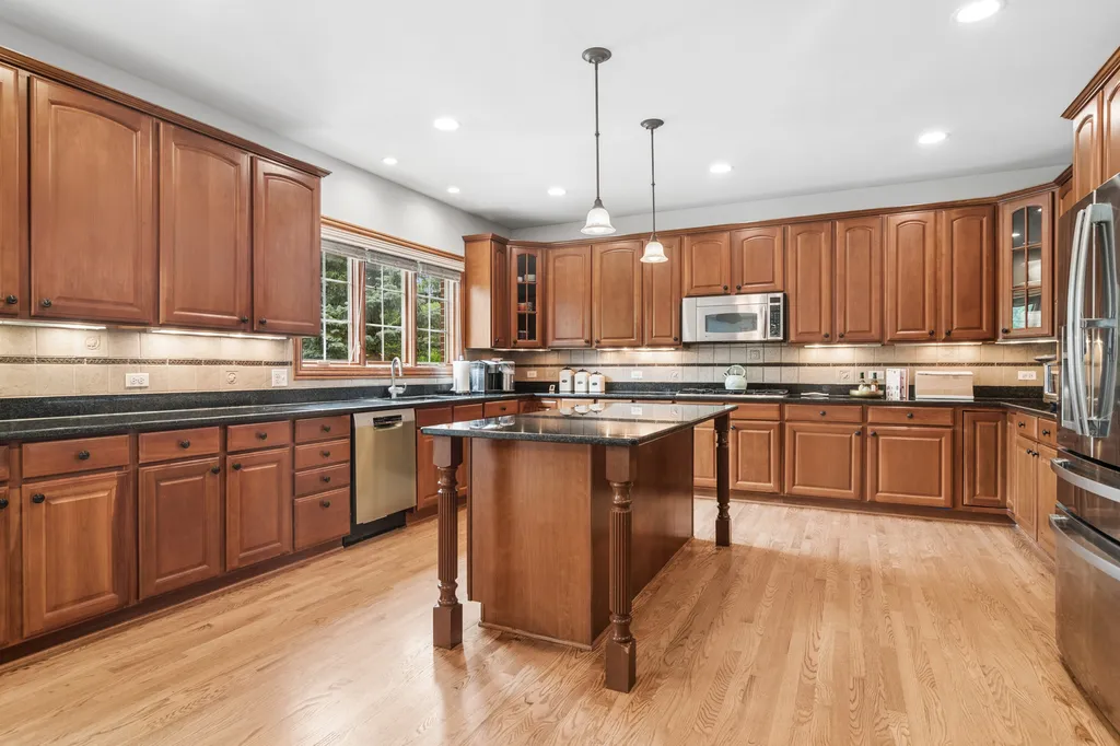 775 John Court Lake Zurich IL 60047