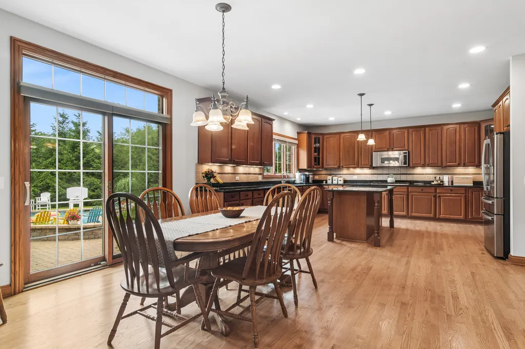 775 John Court Lake Zurich IL 60047