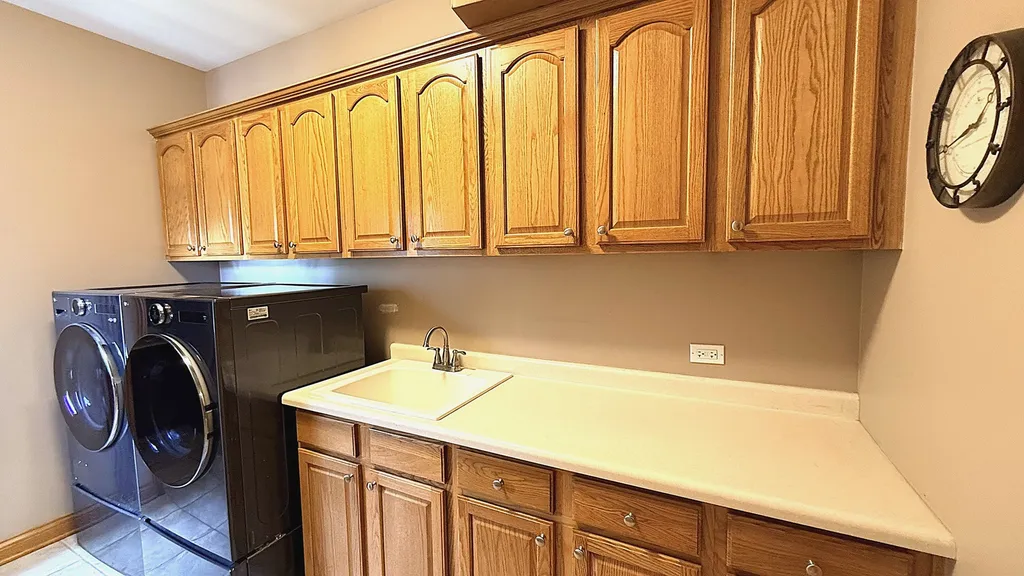 775 John Court Lake Zurich IL 60047