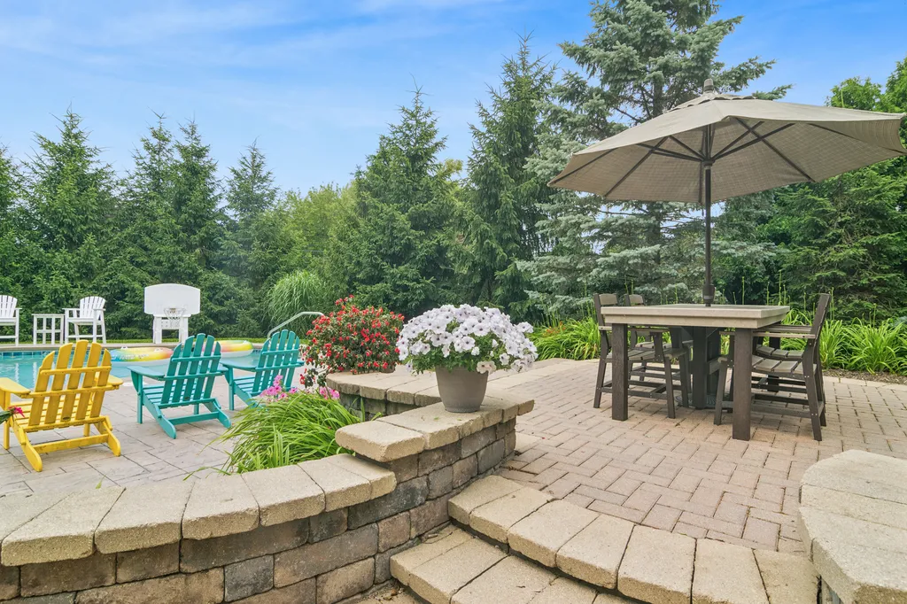 775 John Court Lake Zurich IL 60047