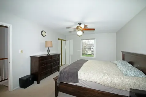1017 Mayfair Drive Libertyville IL 60048