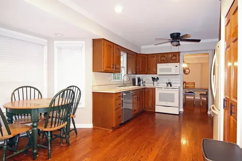 1017 Mayfair Drive Libertyville IL 60048