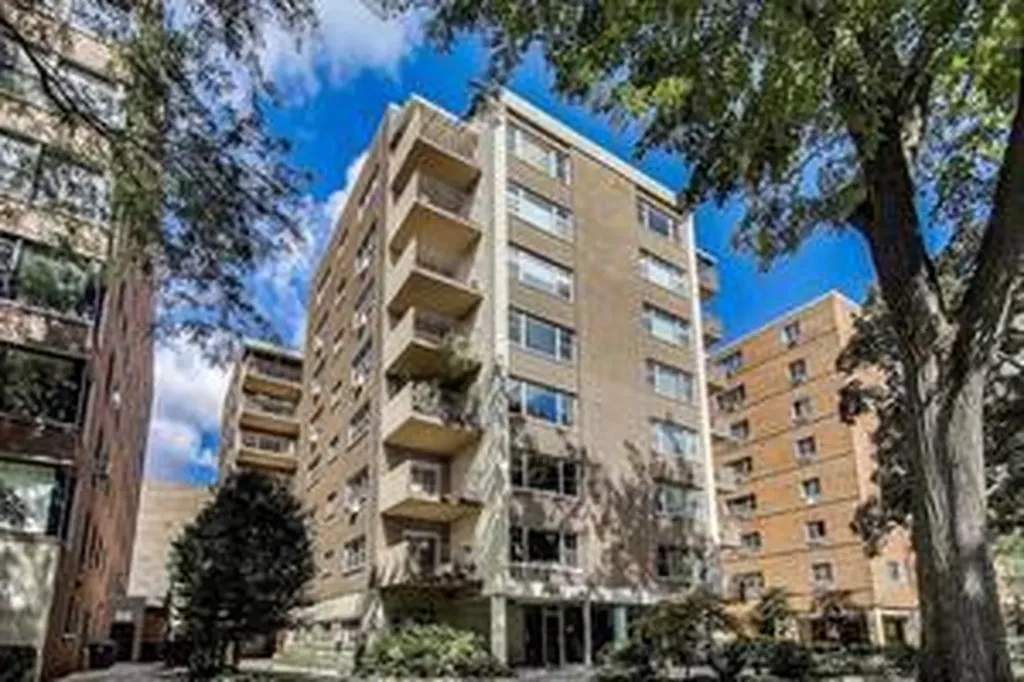 1508 Hinman Avenue Evanston IL 60201