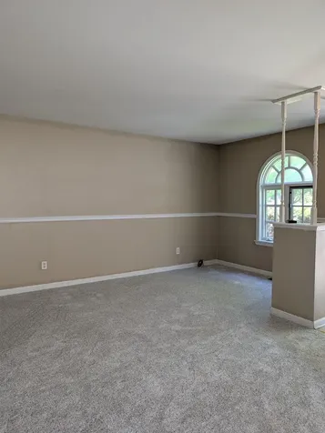 904 Britta Lane Geneva IL 60134
