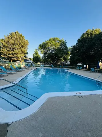 27 Exeter Court Naperville IL 60565