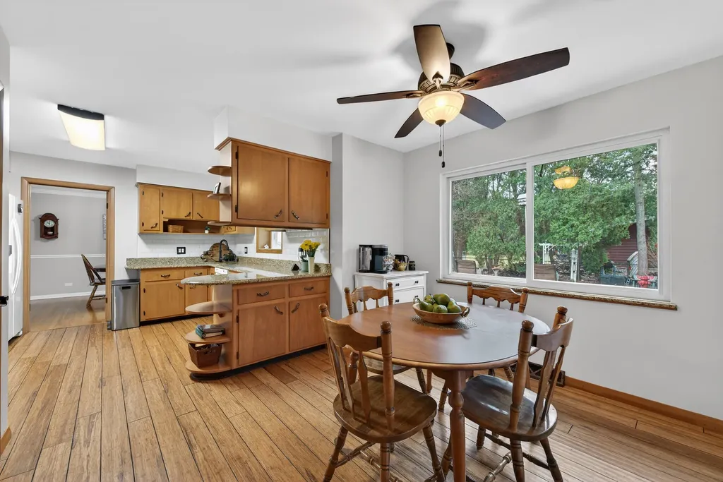 28W075 Aurora Avenue Naperville IL 60540