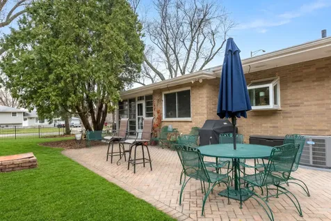 28W075 Aurora Avenue Naperville IL 60540
