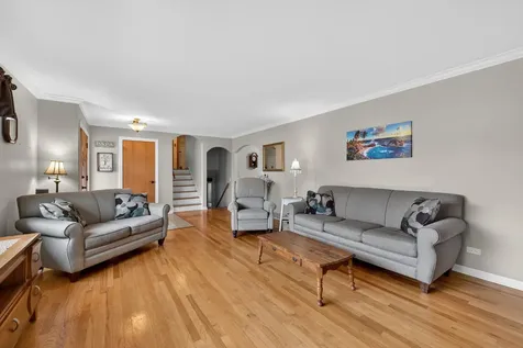 28W075 Aurora Avenue Naperville IL 60540