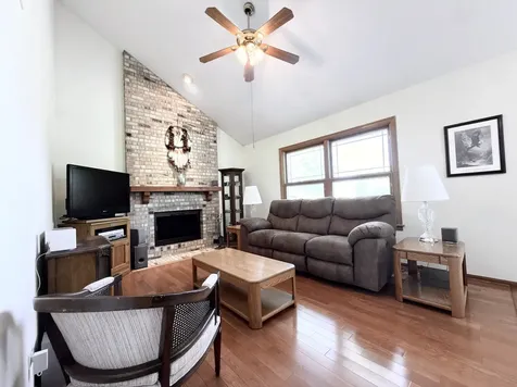 1141 Millcreek Lane Algonquin IL 60102
