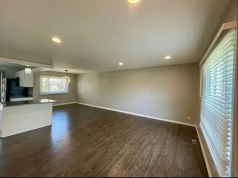 168 Farm Gate Lane Bolingbrook IL 60440