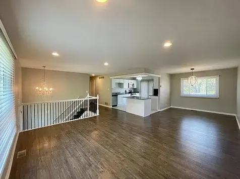 168 Farm Gate Lane Bolingbrook IL 60440