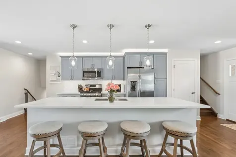 15321 Oak Road Oak Forest IL 60452